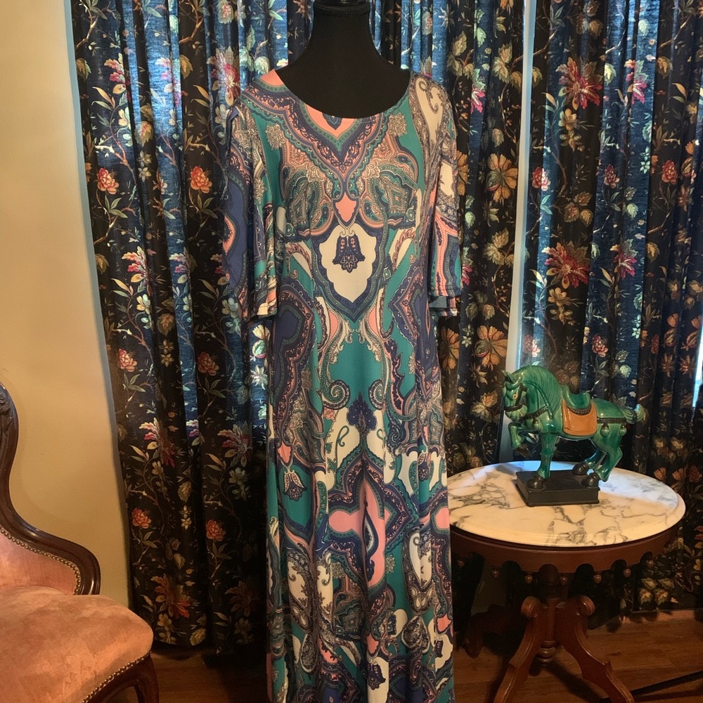 Women's Blue paisley dress with Embellished Shoulders